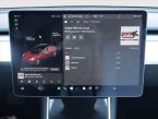 Tesla Model 3 - fotka číslo 11