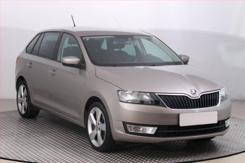 Škoda Rapid - hlavní foto