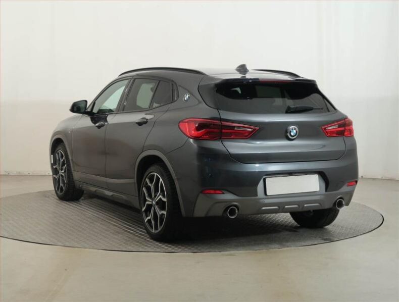BMW X2 - hlavní fotka