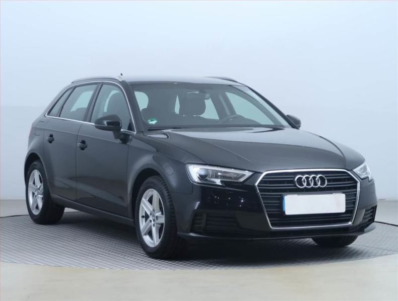 Audi A3 - hlavní foto