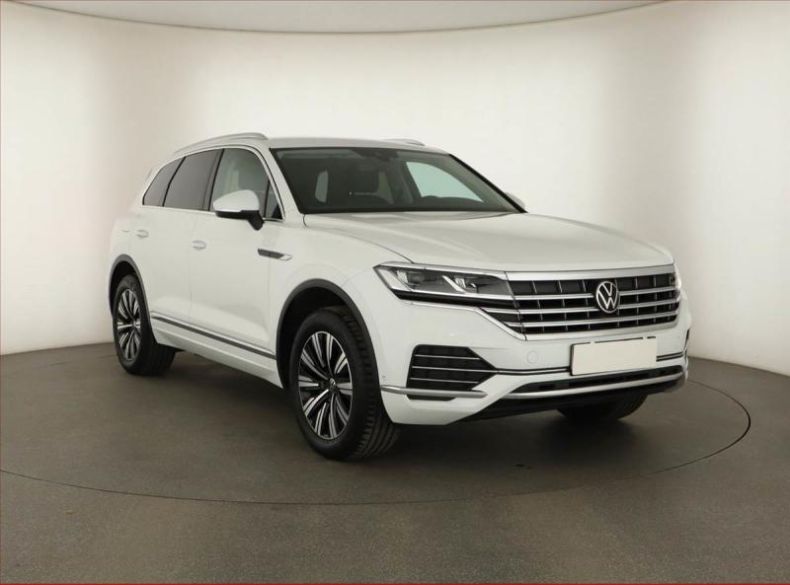 Volkswagen Touareg - hlavní foto