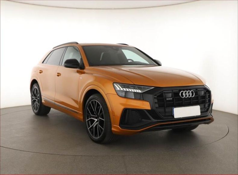 Audi Q8 - hlavní foto