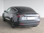 Tesla Model 3 - fotka číslo 3