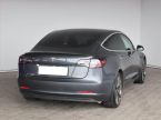 Tesla Model 3 - fotka číslo 4