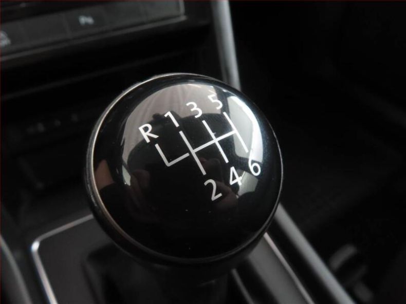 Volkswagen Touran - hlavní fotka