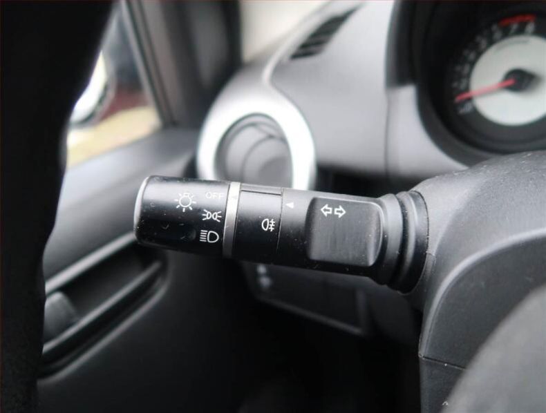 Mazda 2 - hlavní fotka