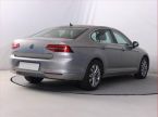 Volkswagen Passat - fotka číslo 4