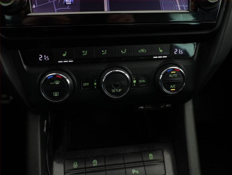 Škoda Octavia - hlavní fotka