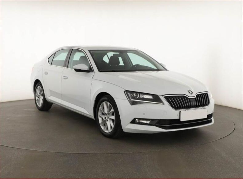 Škoda Superb - hlavní fotka inzerátu