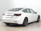 Tesla Model 3 - fotka číslo 4