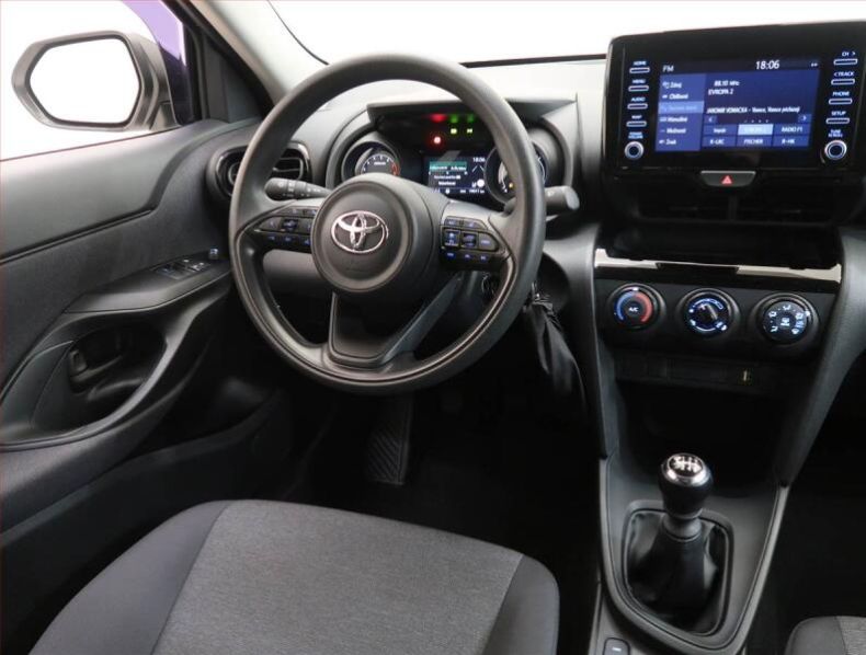 Toyota Yaris Cross - hlavní fotka