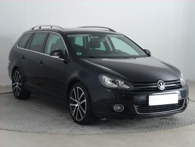 Volkswagen Golf - hlavní foto