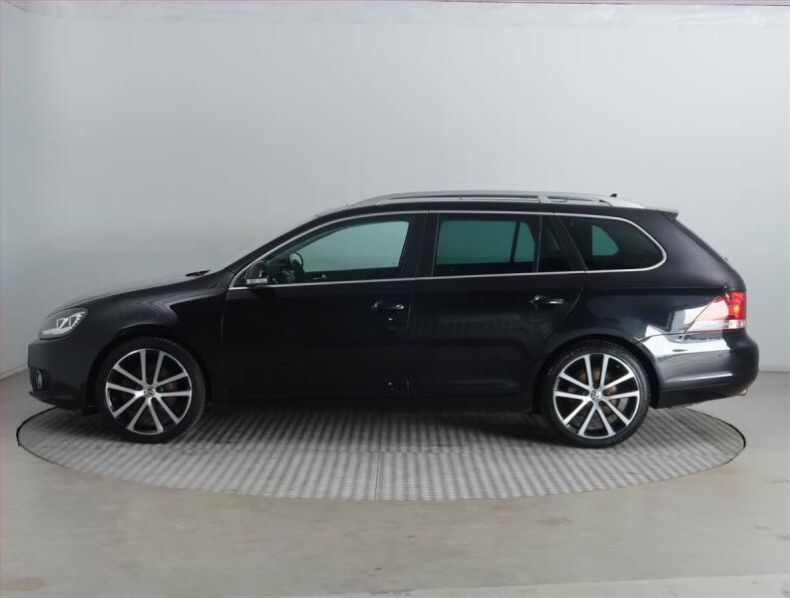 Volkswagen Golf - hlavní fotka