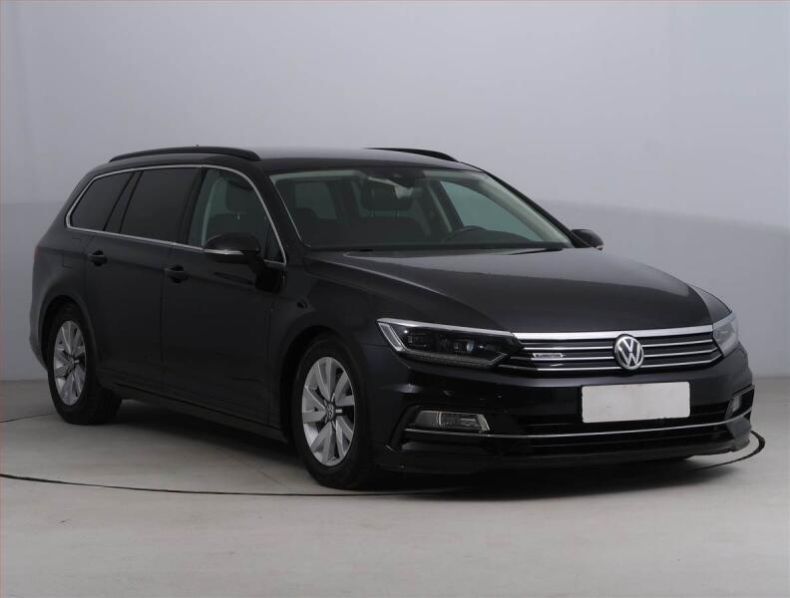 Volkswagen Passat - hlavní fotka inzerátu