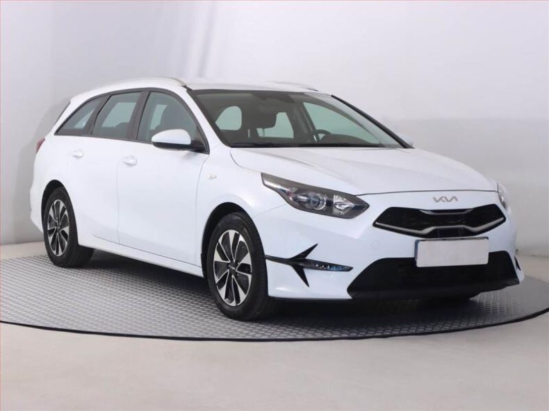 Kia Cee'd - hlavní foto