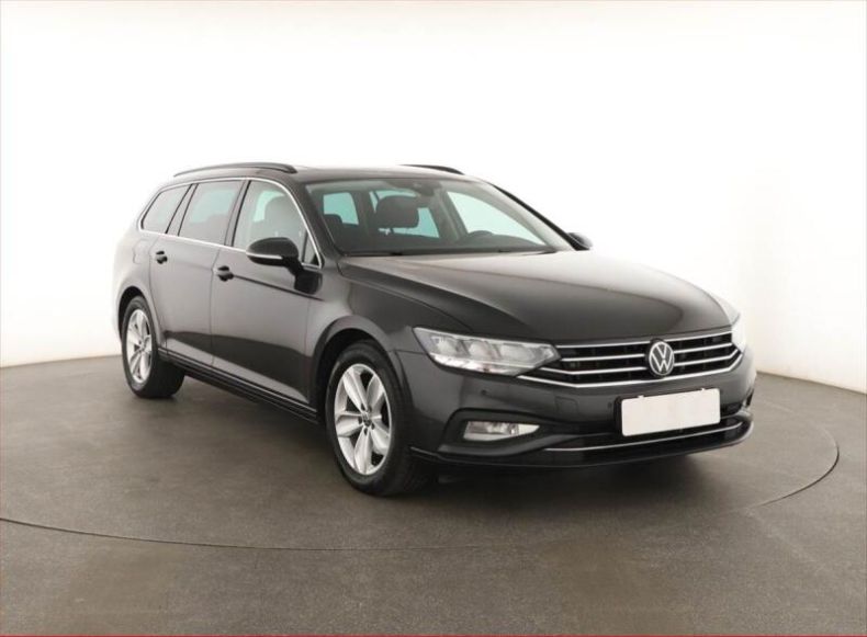 Volkswagen Passat - hlavní fotka inzerátu