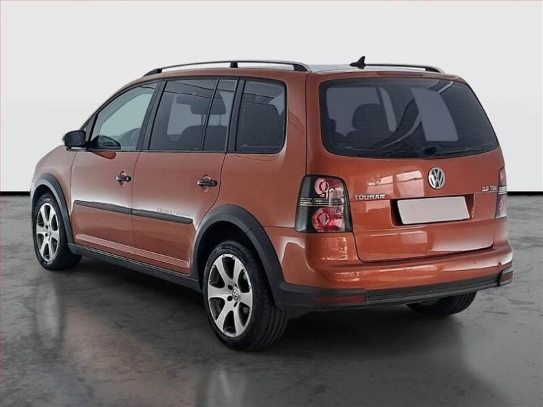 Volkswagen Touran - hlavní fotka