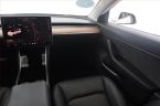Tesla Model 3 - fotka číslo 7