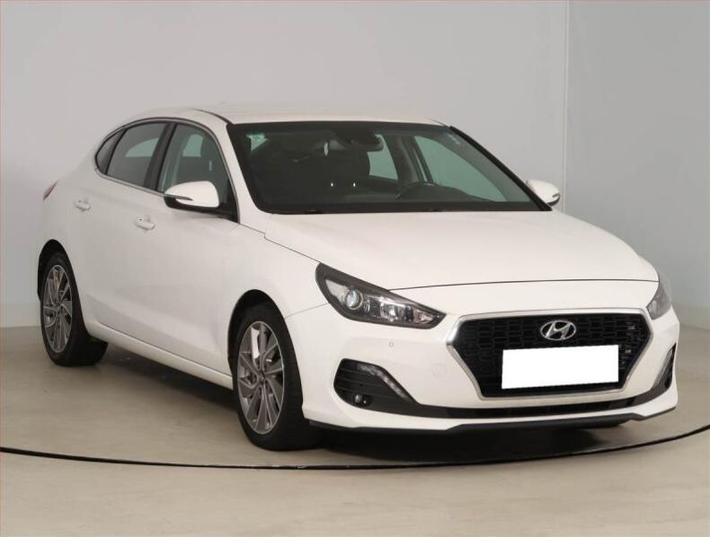 Hyundai i30 - hlavní foto
