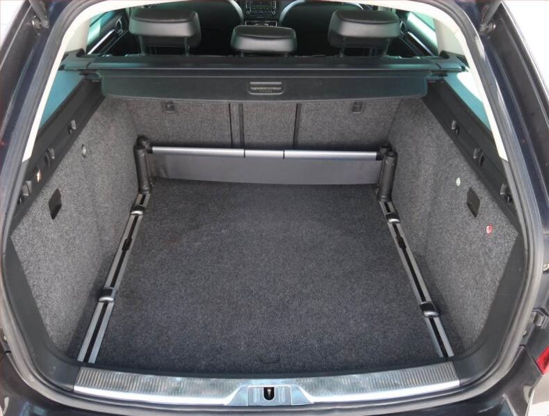 Škoda Superb - hlavní fotka