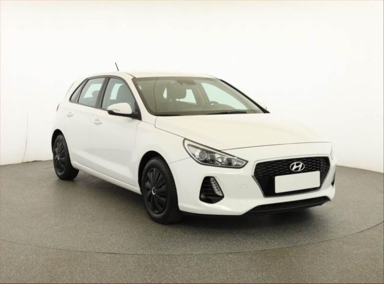 Hyundai i30 - hlavní foto