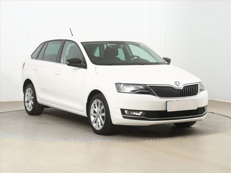Škoda Rapid - hlavní foto