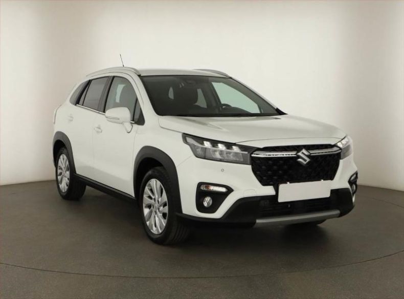 Suzuki SX4 - hlavní foto