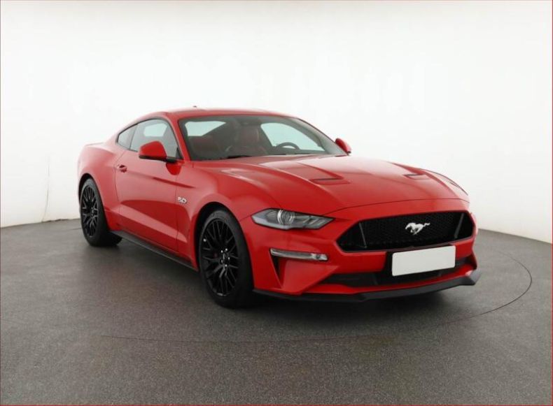 Ford Mustang - hlavní foto