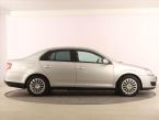 Volkswagen Jetta - fotka číslo 5