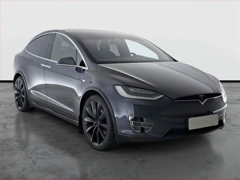 Tesla Model X - hlavní foto