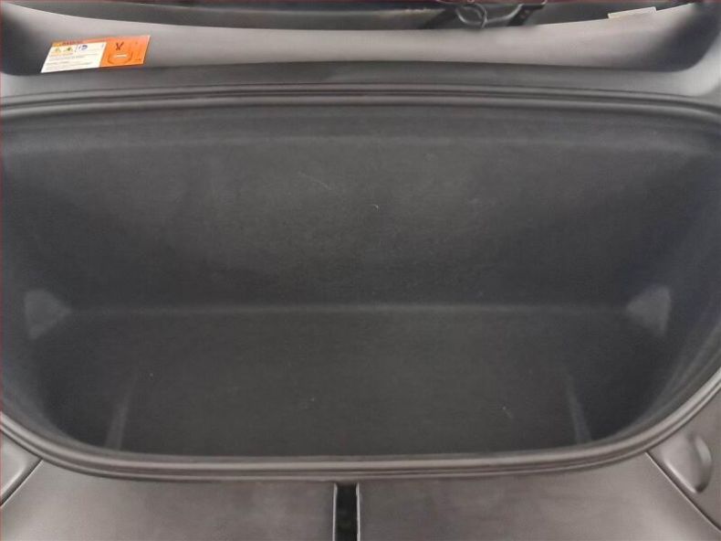 Tesla Model X - hlavní fotka