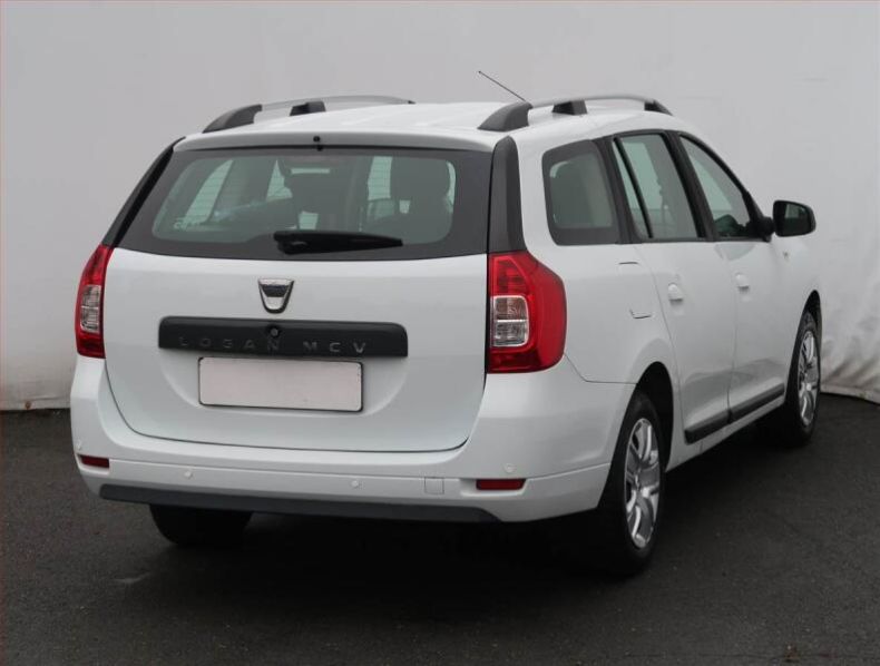 Dacia Logan - hlavní fotka