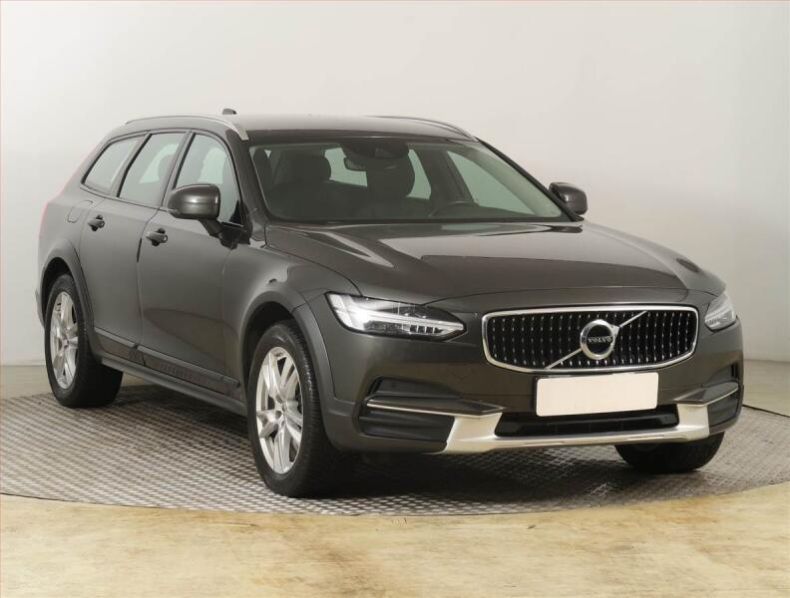 Volvo V90 - hlavní foto