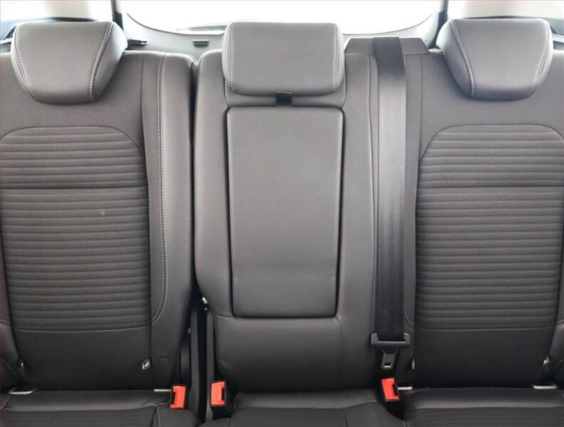 Ford Kuga - hlavní fotka