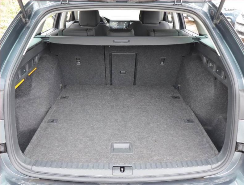 Škoda Octavia - hlavní fotka