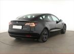 Tesla Model 3 - fotka číslo 4
