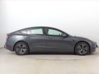 Tesla Model 3 - fotka číslo 5