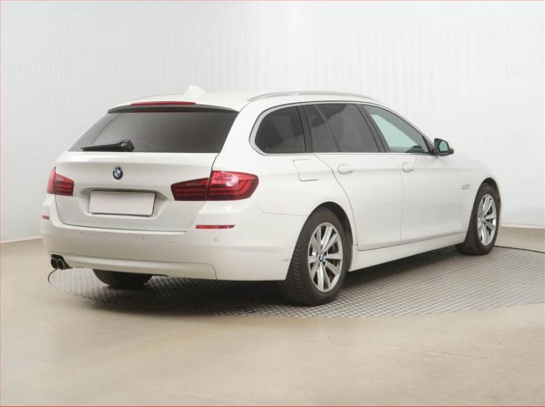 BMW Řada 5 - hlavní fotka