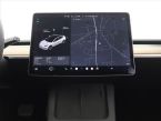 Tesla Model 3 - fotka číslo 10