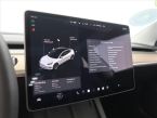 Tesla Model 3 - fotka číslo 18