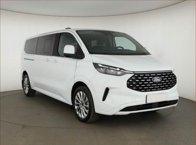 Ford Tourneo - hlavní foto