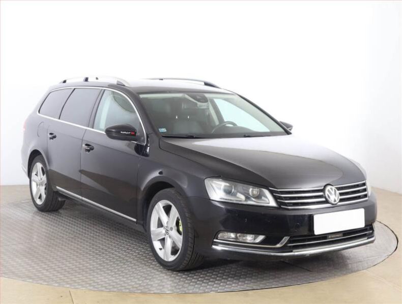 Volkswagen Passat - hlavní fotka inzerátu