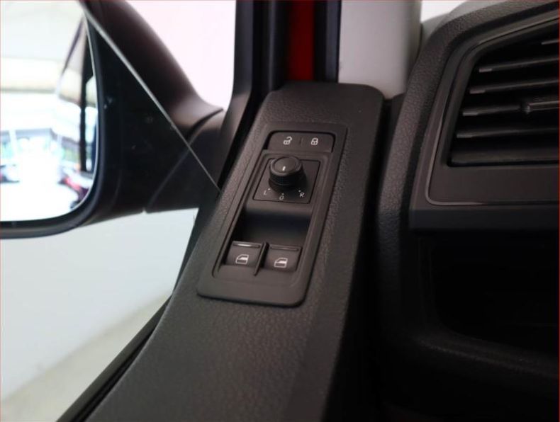 Volkswagen Transporter - hlavní fotka