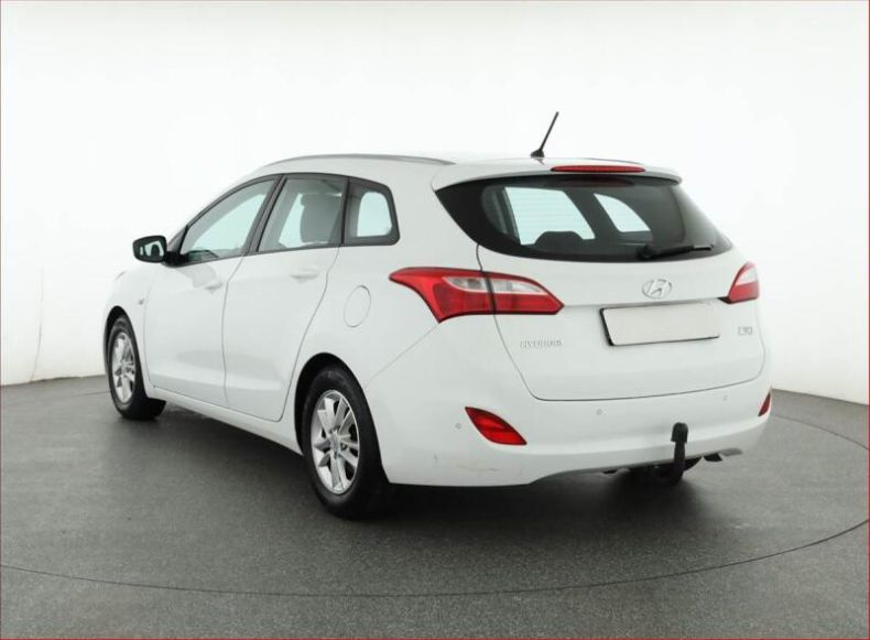 Hyundai i30 - hlavní fotka