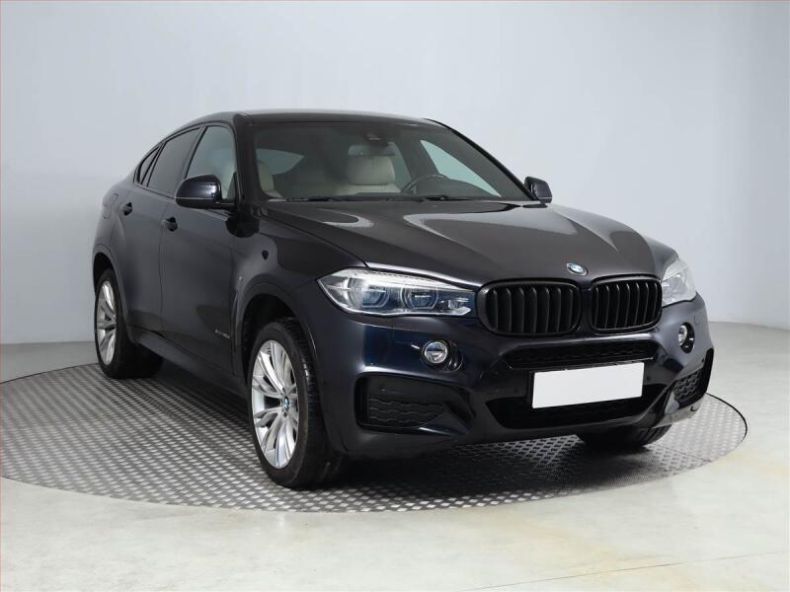 BMW X6 - hlavní foto