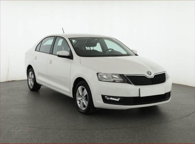 Škoda Rapid - hlavní foto