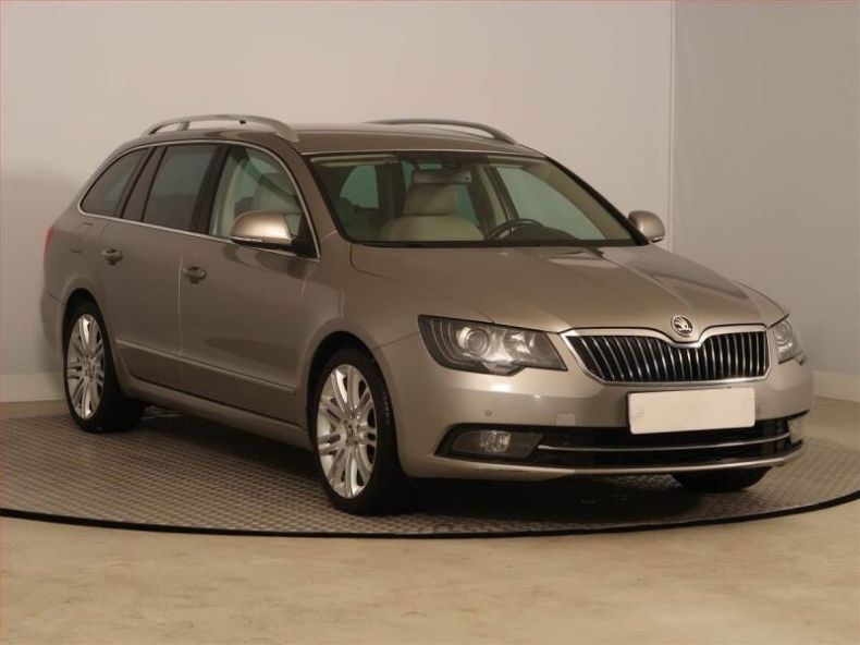 Škoda Superb - hlavní fotka inzerátu
