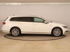 Volkswagen Passat - fotka číslo 5