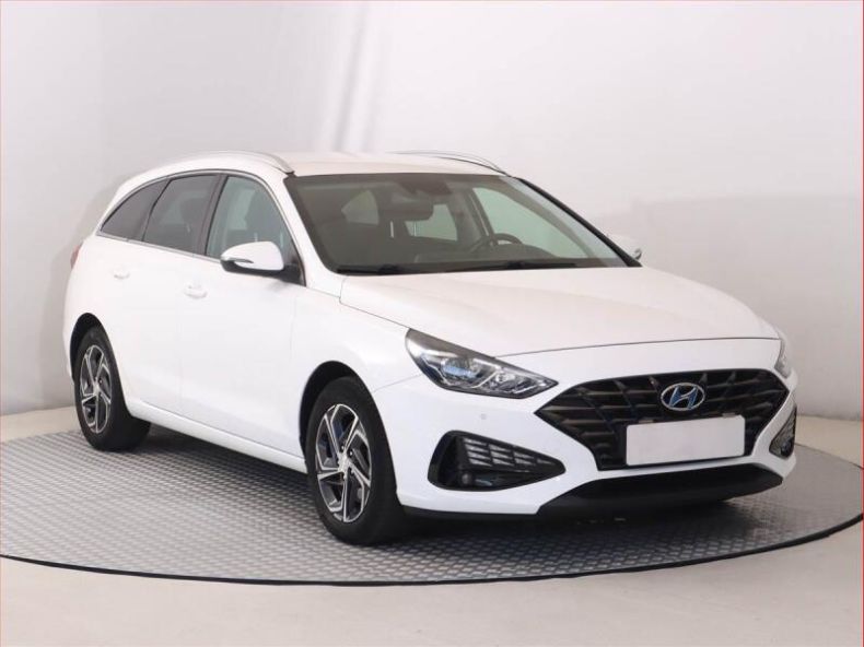 Hyundai i30 - hlavní foto