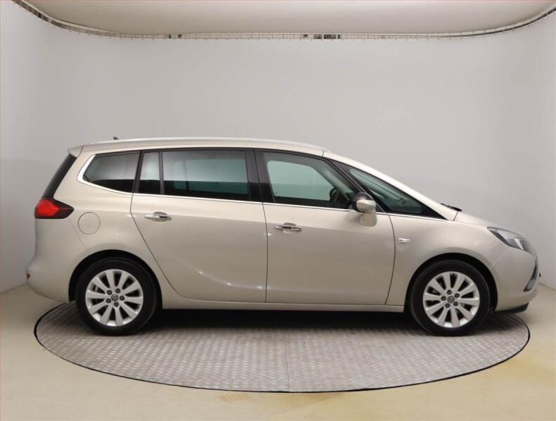 Opel Zafira - hlavní fotka